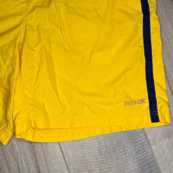 Vintage Nike Shorts Blue Y2K 2000s Swimming Trunks Bottoms Navy Mens Large - Picture 2 of 5
